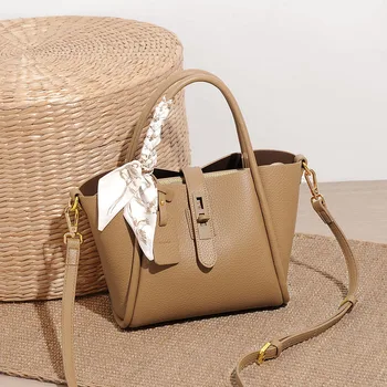 Дамски чанта от изкуствена мека кожа 2023, Нова модерна чанта-кошница за зеленчуци, Есен Популярната чанта на рамото, Ежедневни чанти-месинджър